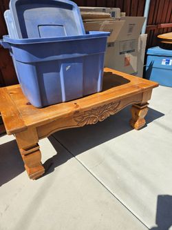 Coffee Table and 2 side tables