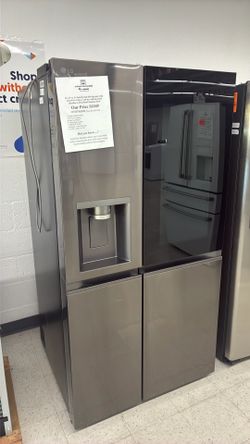 LG Side-By-Side Refrigerator with InstaView Glass