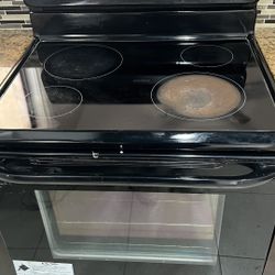 Frigidaire Electric Stove AND Frigidaire Refrigerator 