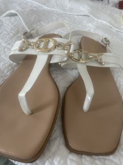 Rouge white sandals sz 11