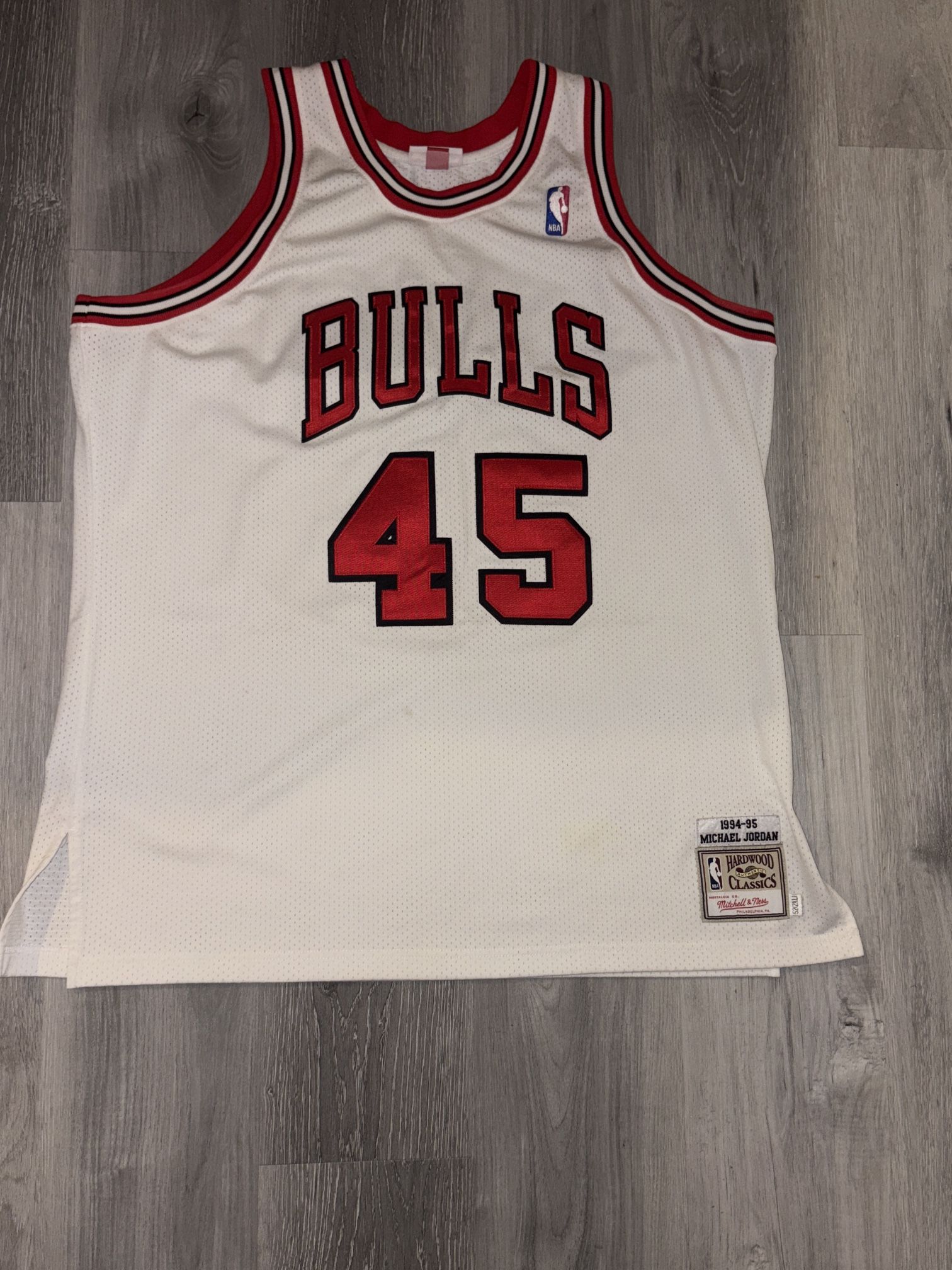 Men's Chicago Bulls Michael Jordan 1994 95 Jersey