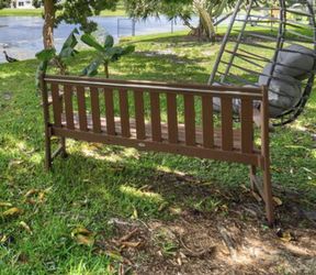 Free Brown Bench (earliest Pick-up December 10)