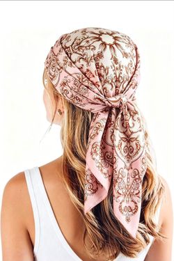 Stylish woman scarf