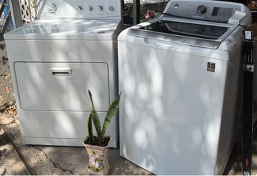 GE WASHER KITCHEN AID DRYER