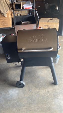 Traeger grill smoker