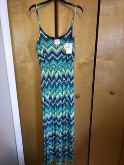 Long casual summer dress size small $35