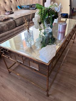Beautiful coffee table!!