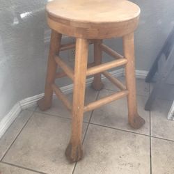Stool / Tall Table $25 30t & 23w