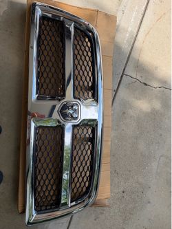 2017 ram 2500/3500 OEM chrome grille