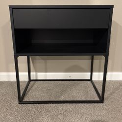 VIKHAMMER Nightstand, black