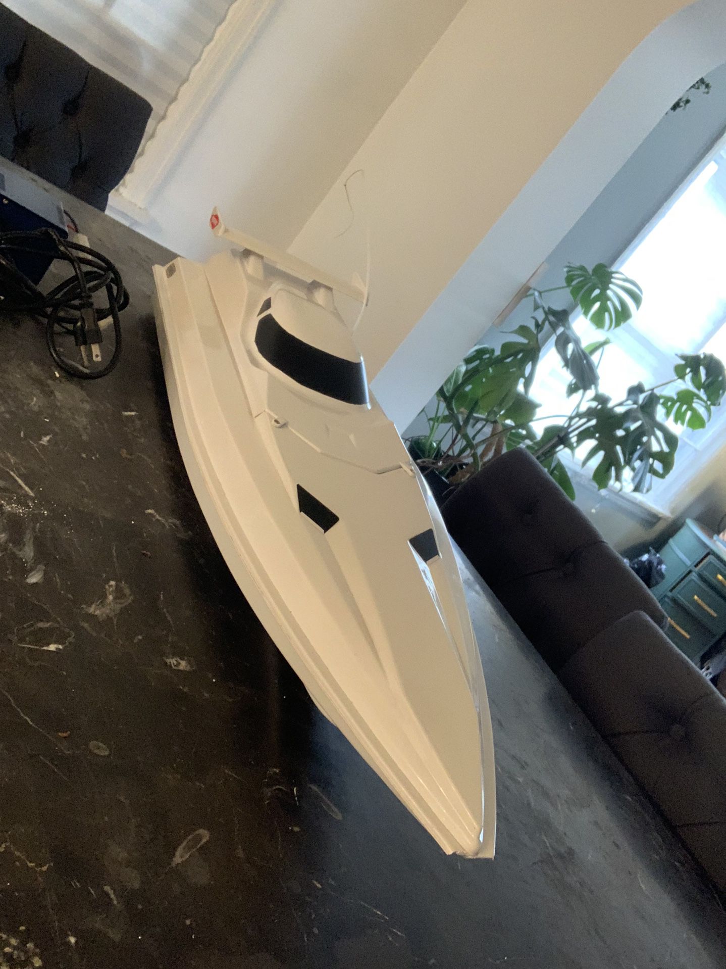 Beautiful Hobby Remote Speed Boat