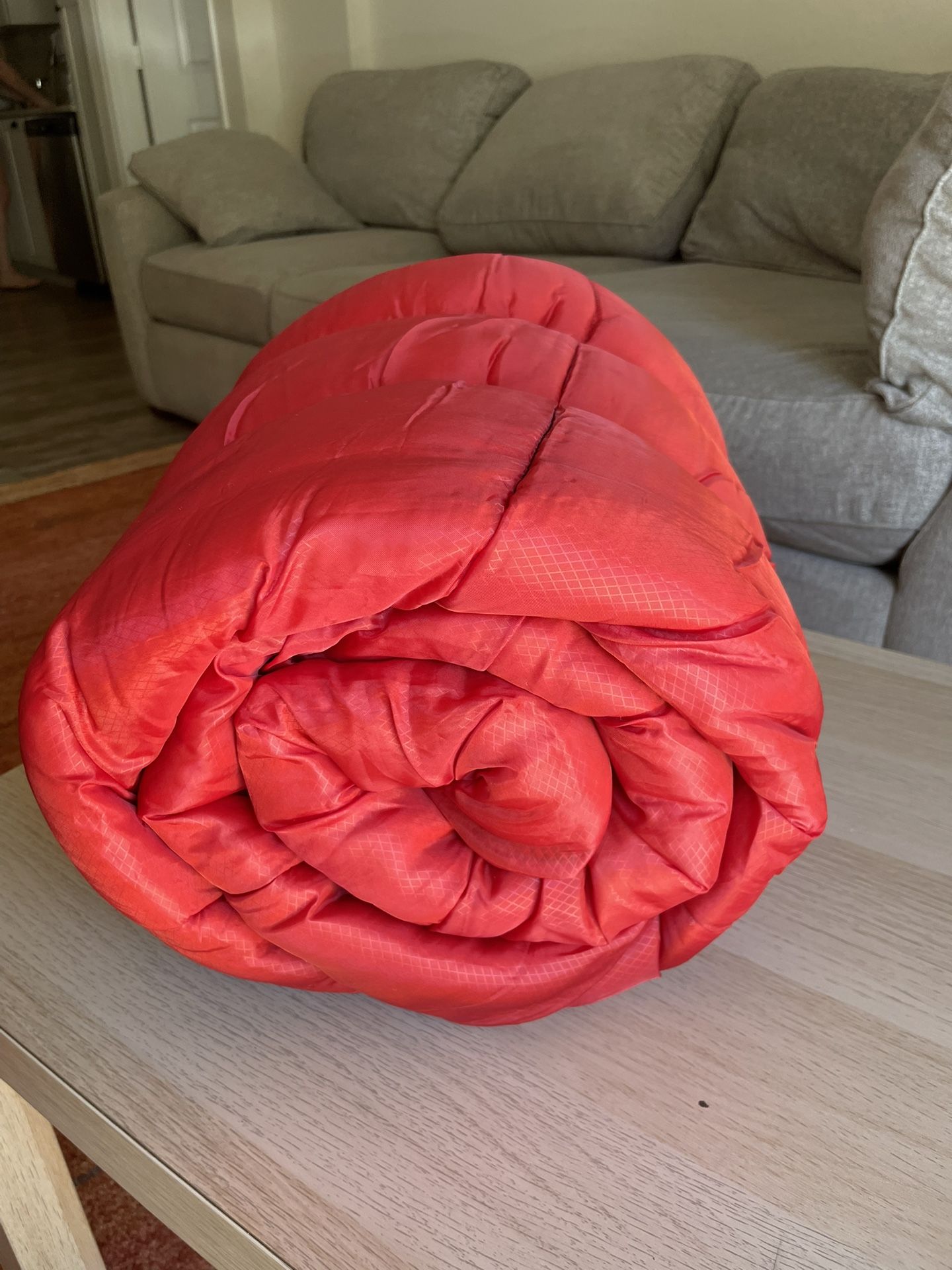 Ozark Trail 10F with Soft liner camping Mummy Sleeping Bag for Adults, Red. Made in the USA Excellent condition