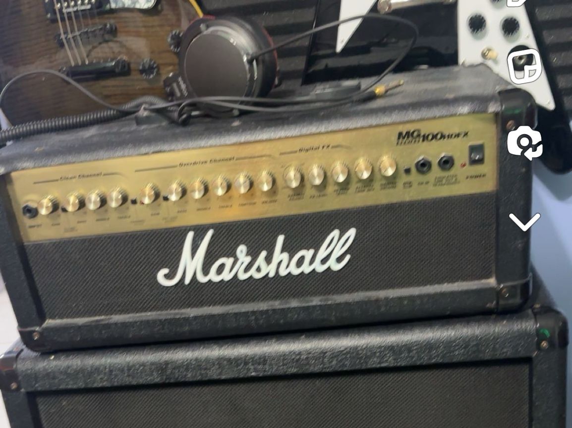 Marshall Mg100hdfx