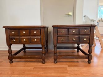 Set of two Ethan Allen Antique Pine Accent End Tables