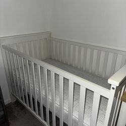 Baby Crib NEW 