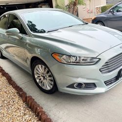 2013 Ford Fusion Hibrid 