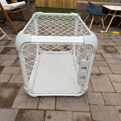 Diggs Evolv Dog Crate