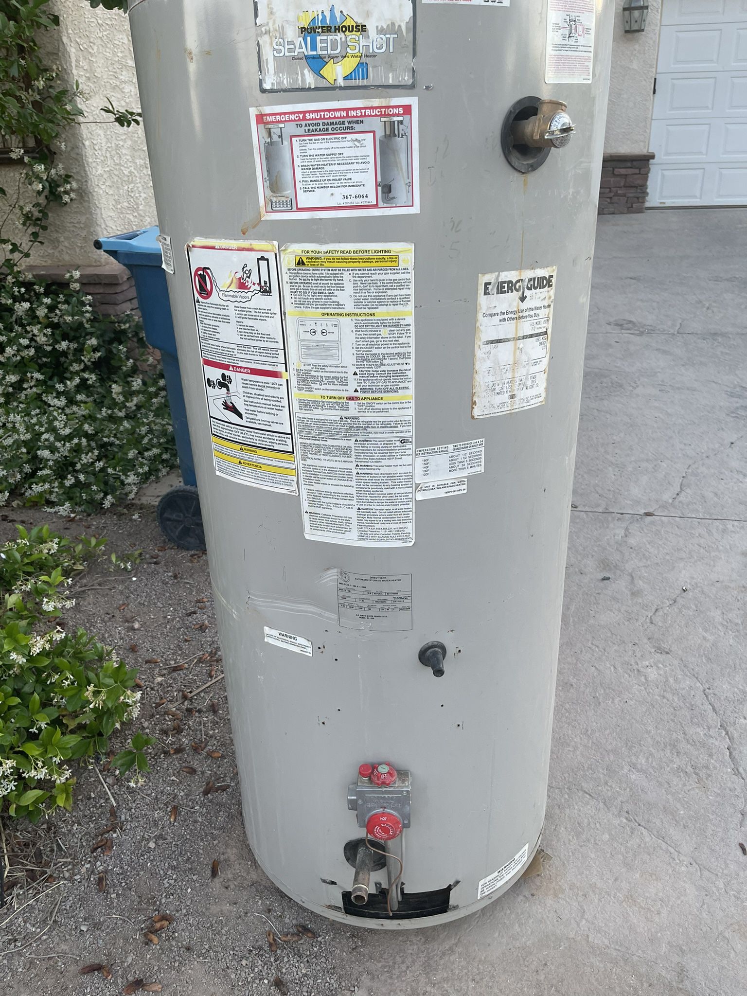 Water heater AO smith 75Gallons, Leaks. Free To Pick Up!