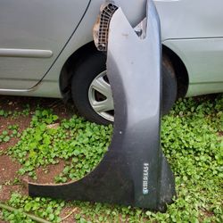 2007 Toyota Camry left side fender 