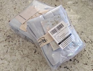 NEW Napkins Cloth 8 Light Blue