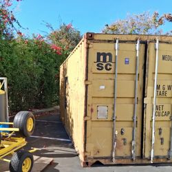 Contenedores de carga de acero de 20 pies usados ​​para almacenamiento — Entrega en el mismo día