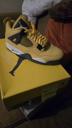 Retro 4 Jordan Lightning 