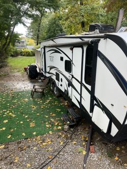 Xlr 27hs Rv Toy Hauler