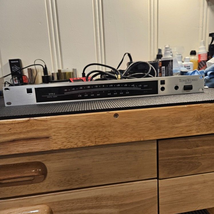 Korg DTR-2 Rack Mounted Tuner