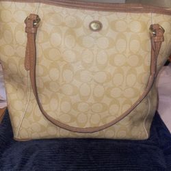 Coach purse