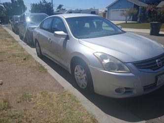 2011 Nissan Altima