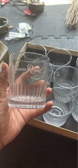Crown Royal Whiskey Glasses Set