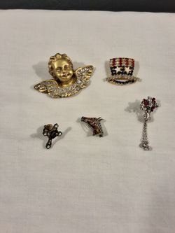 VINTAGE LOT OF 5 Brooches