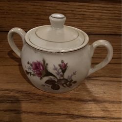 Vintage Porcelain Rose buds and greens with some gold trim sugar bowl