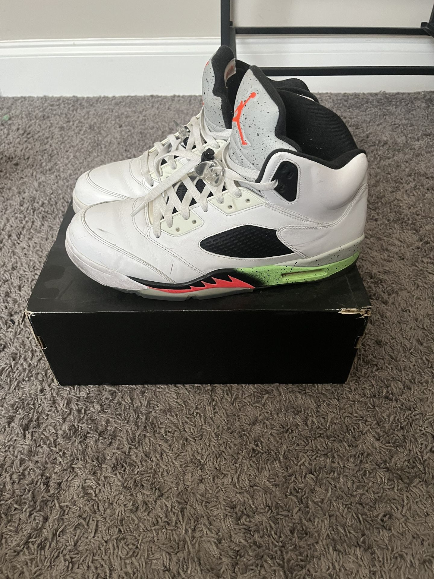 Jordan 5 Poison