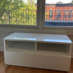 Cb2 High Gloss TV Console Media Center Dresser Entree Table 