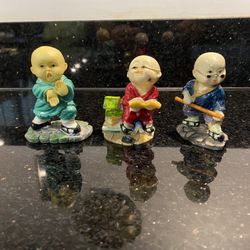 3 Chinese Shaolin Monk Figurines in Kung Fu Stance Ceramic 3” by MAXIMARK