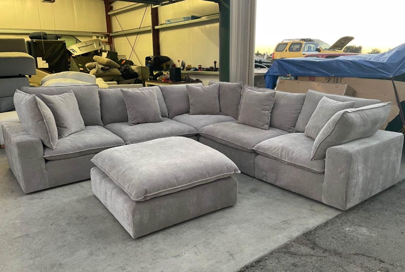 6 PIECE FABRIC MODULAR SECTIONAL WITH OTTOMAN