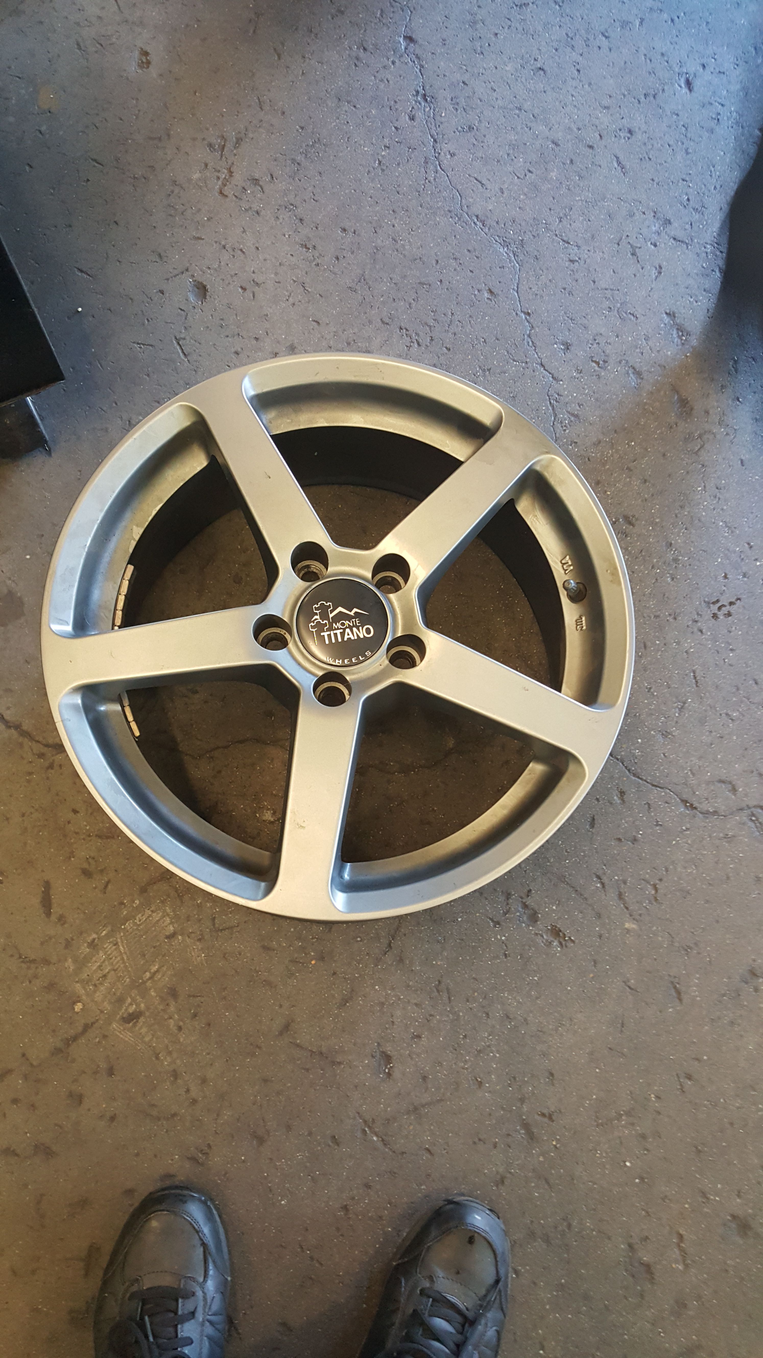 17×7.5 5bult by 115