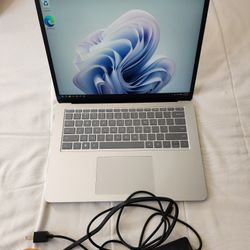 Surface Laptop Studio 2 14" Touchscreen Gaming Microsoft Laptop NVIDIA RTX 4050 Intel i7 16GB RAM 512GB SSD Windows