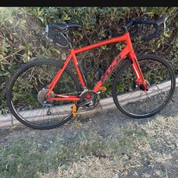 Fuji Sportif Road Bike Size 56
