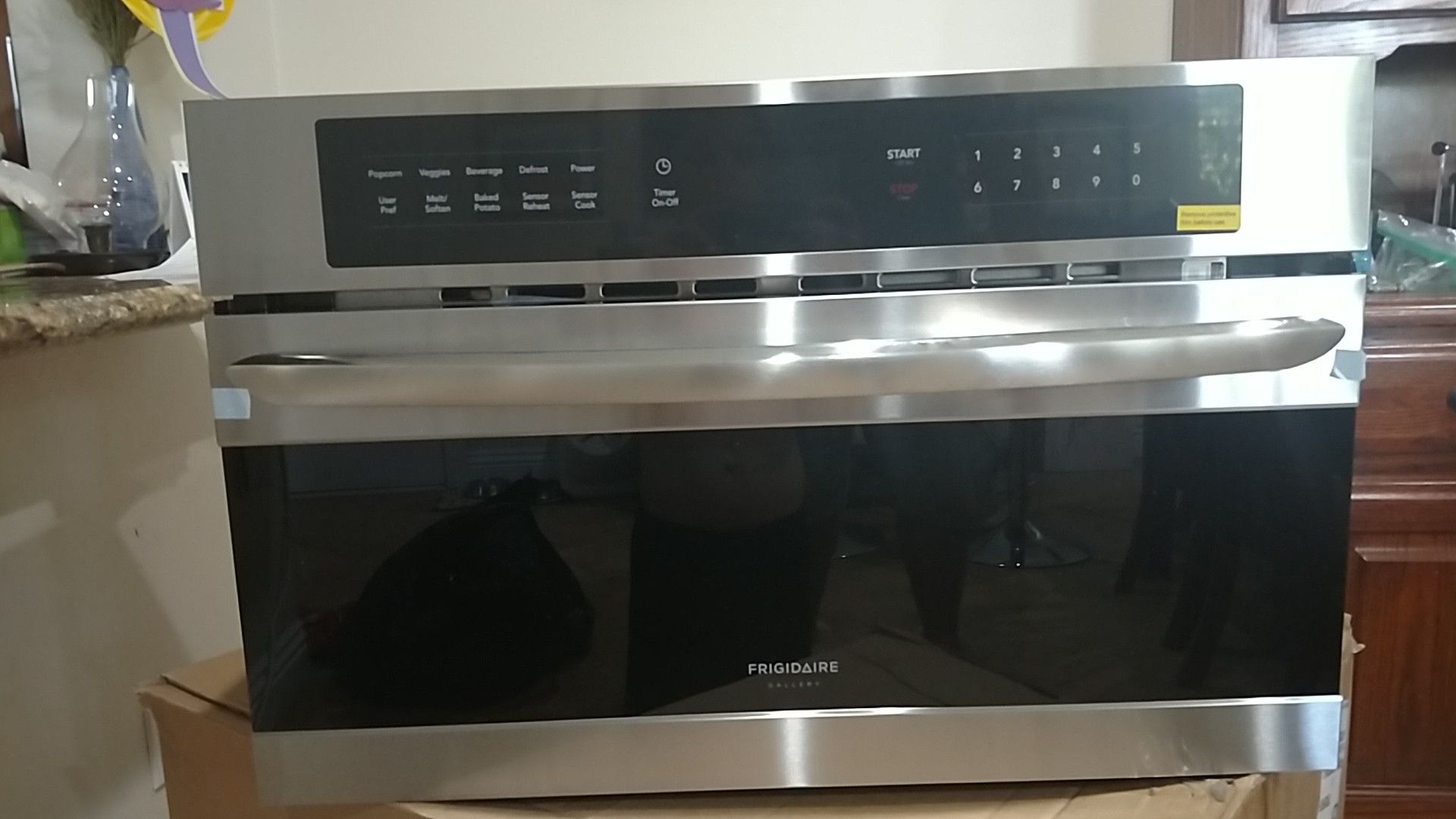 NEW Frigidaire Built In Microwave for Sale in HUNTINGTN BCH CA