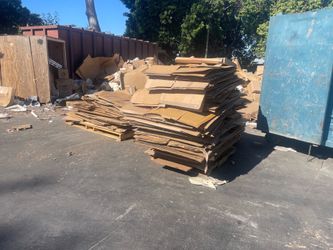 Cartón para reciclar gratis