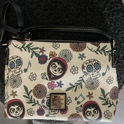 Hand bag