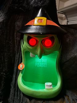 Halloween Gammy Witch Candy Bowl with Lights n sound
