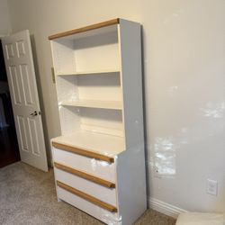 Dresser With Hutch And Armoire