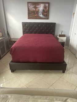 Queen size bed