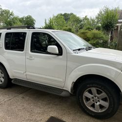 Nissan Pathfinder 2008 For Parts 