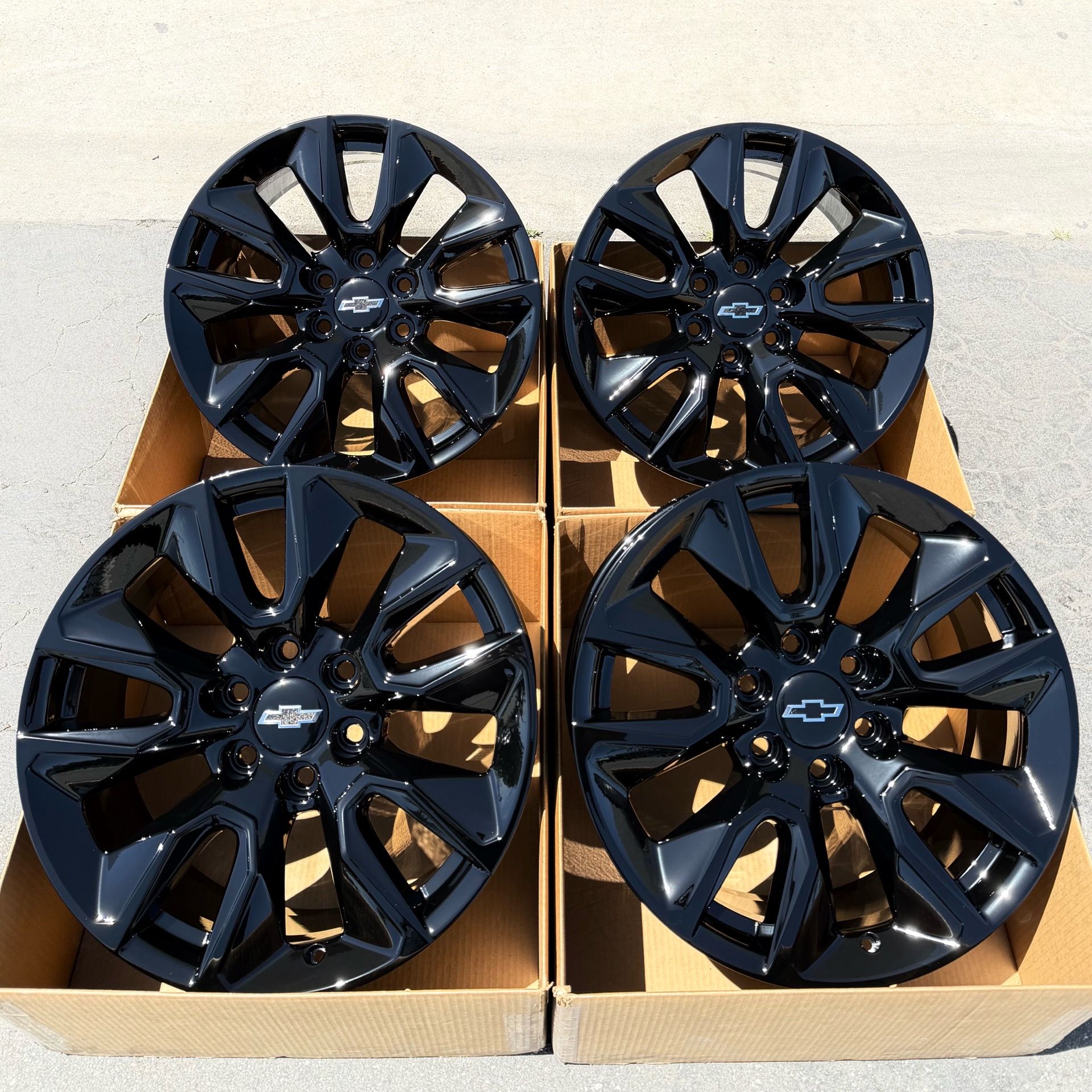 20” Chevrolet Silverado Chevy original factory rims in new gloss black ...
