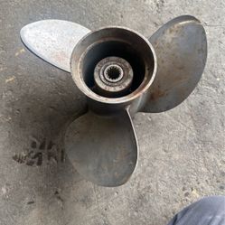 OMC cobra stainless steel prop