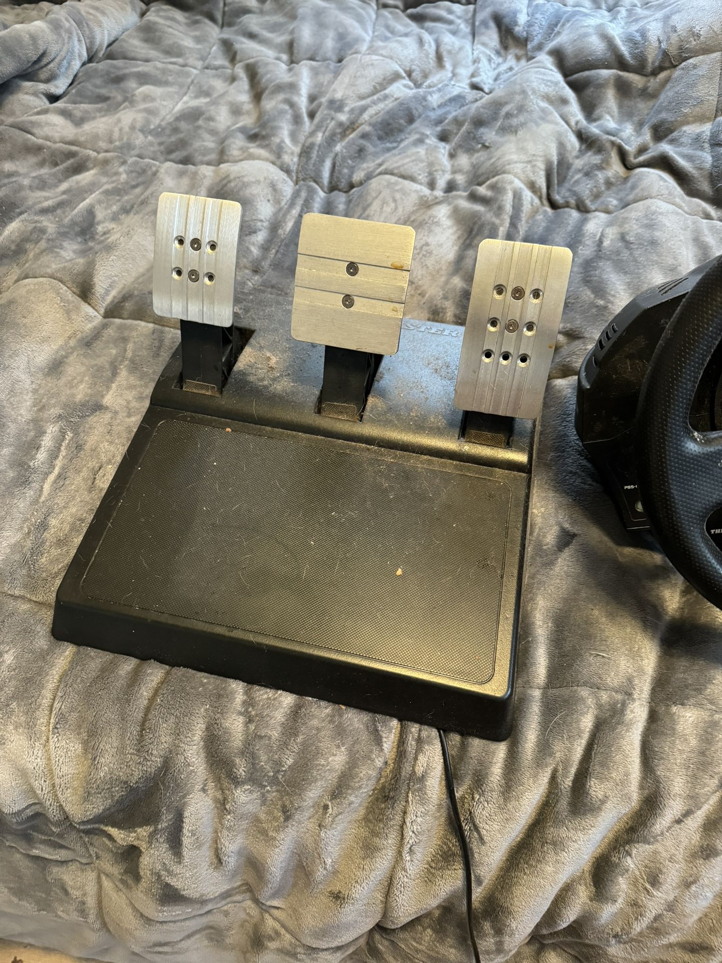 Thrust Master Rs,Gt 300 For Playstation And Pc